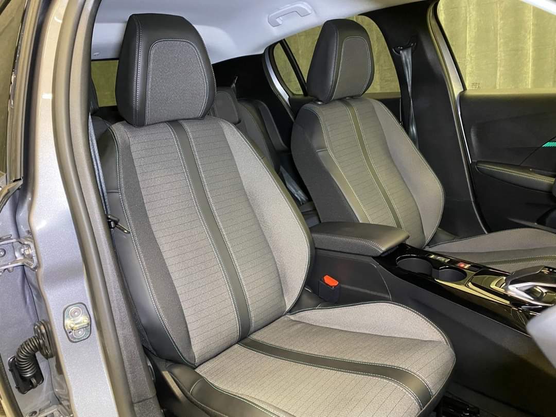 Peugeot 208 Allure – Image 15