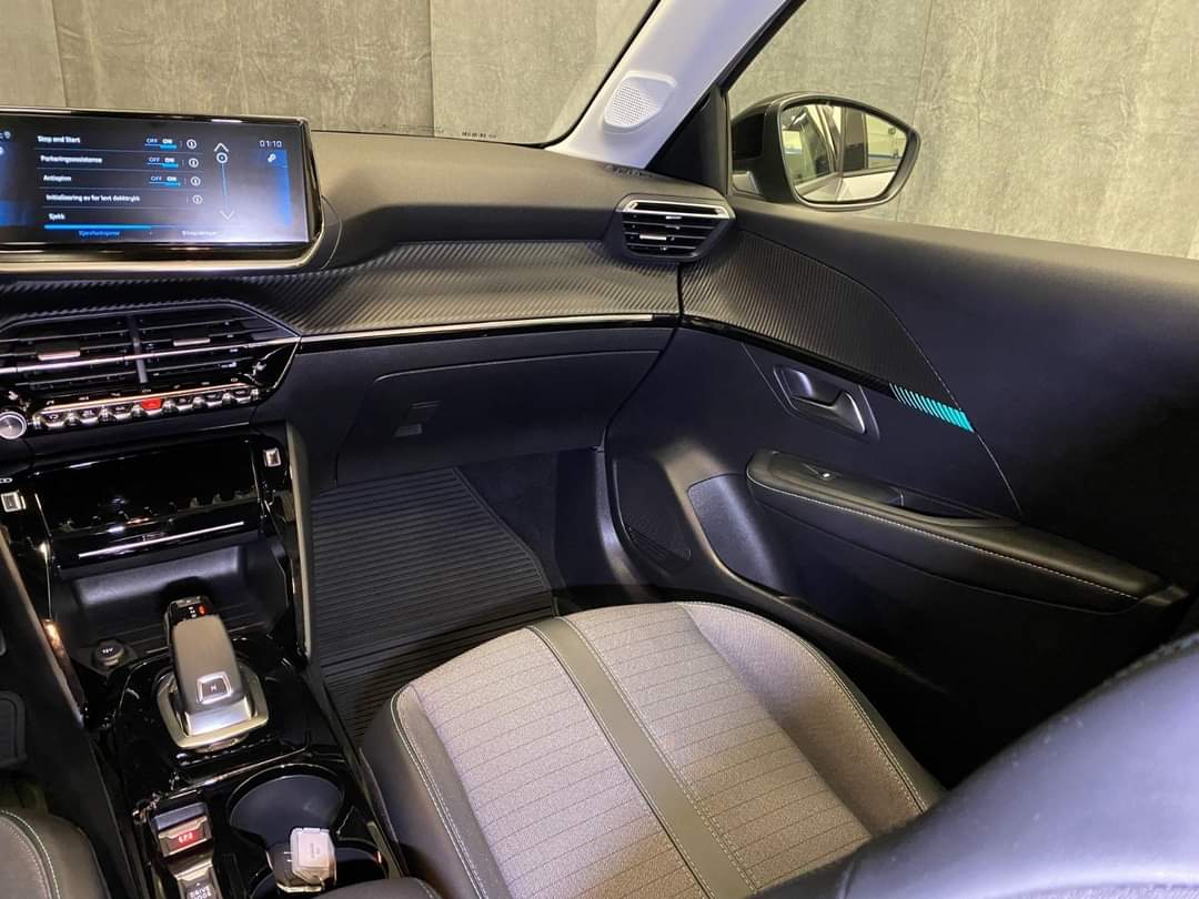 Peugeot 208 Allure – Image 19