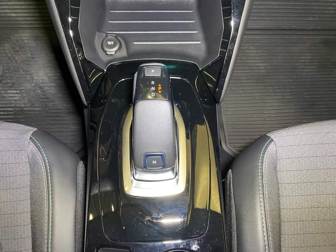 Peugeot 208 Allure – Image 25