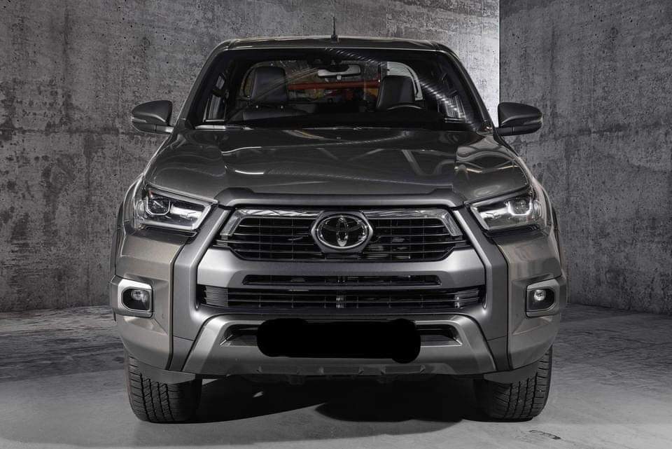 Toyota HiLux – Image 6