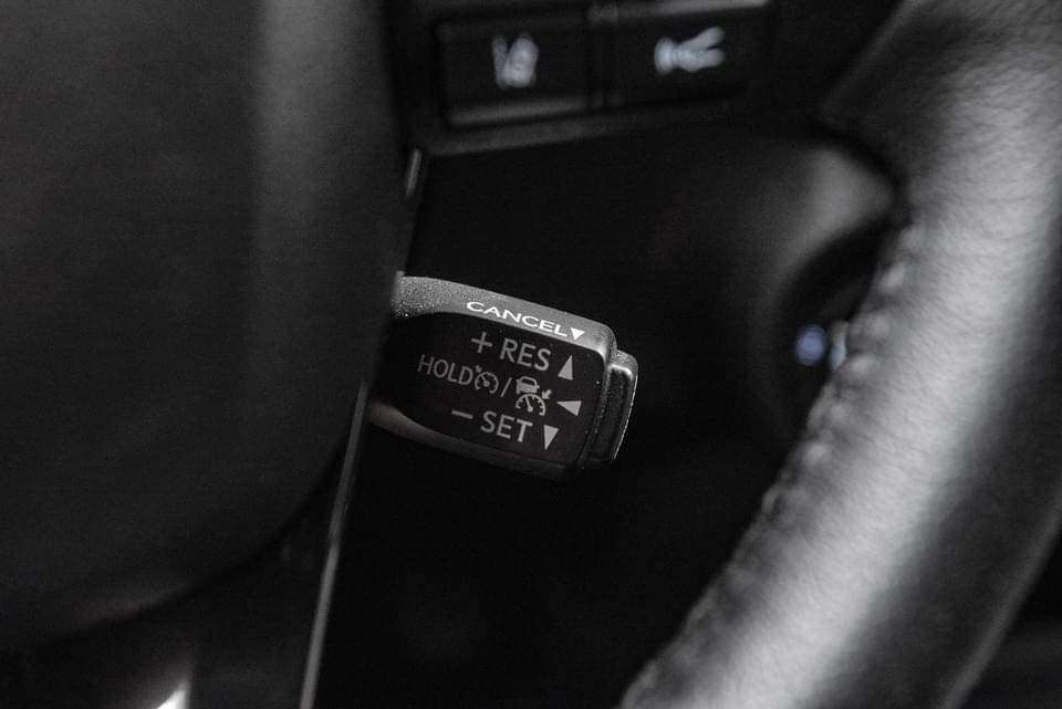 Toyota HiLux – Image 16