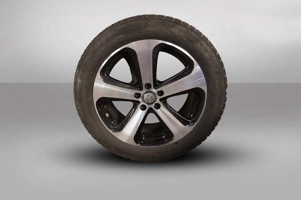 Mercedes-Benz GLC 350e – Image 20