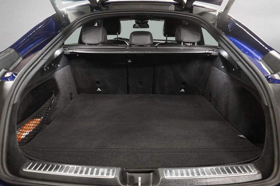 Mercedes-Benz GLC 350e – Image 30