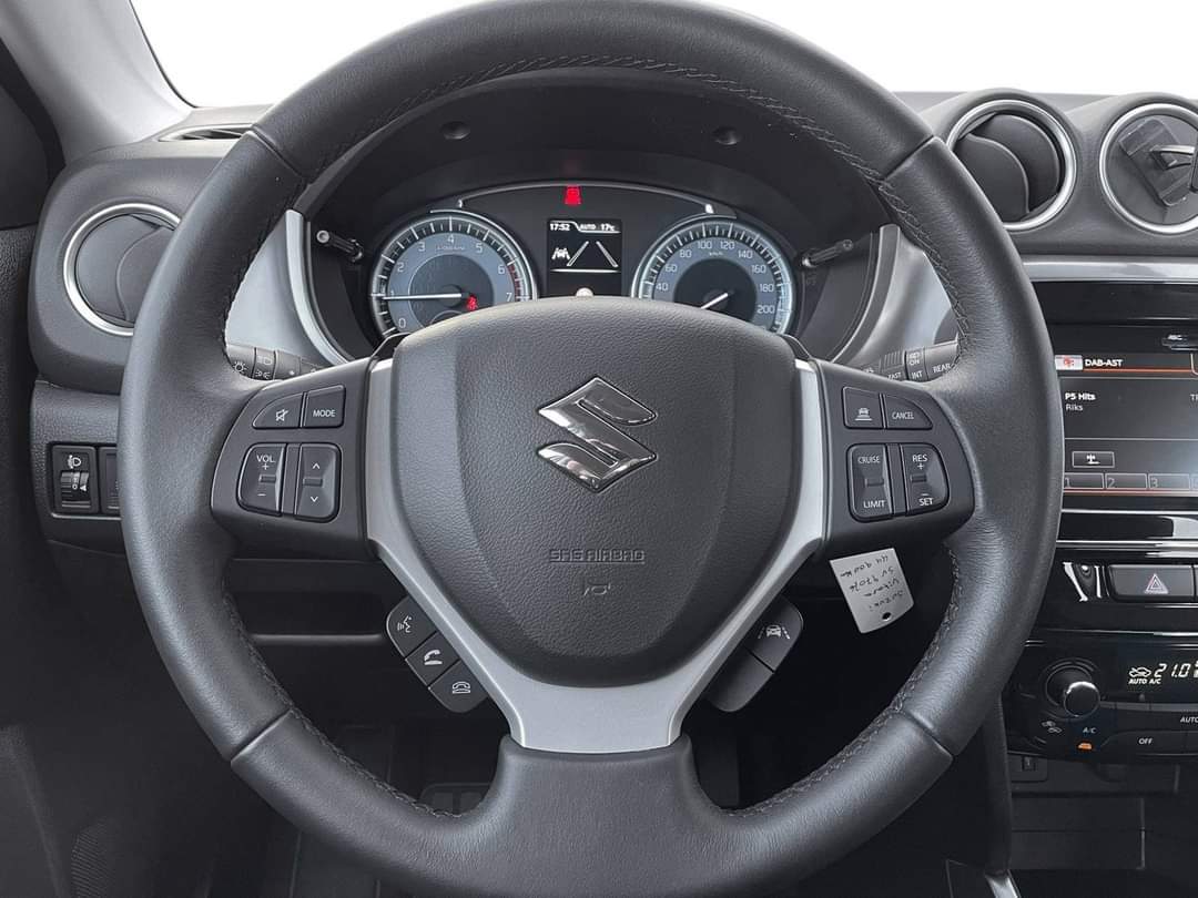 Suzuki Vitara – Image 21