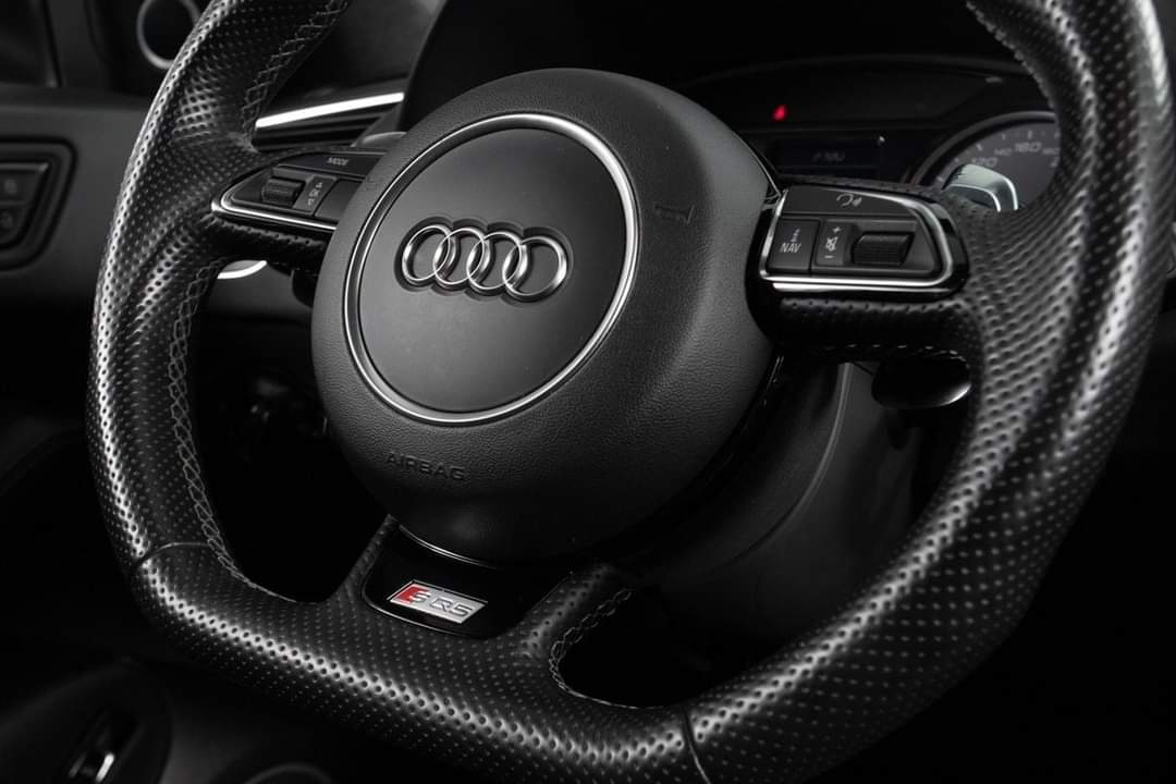 Audi SQ5 – Image 24