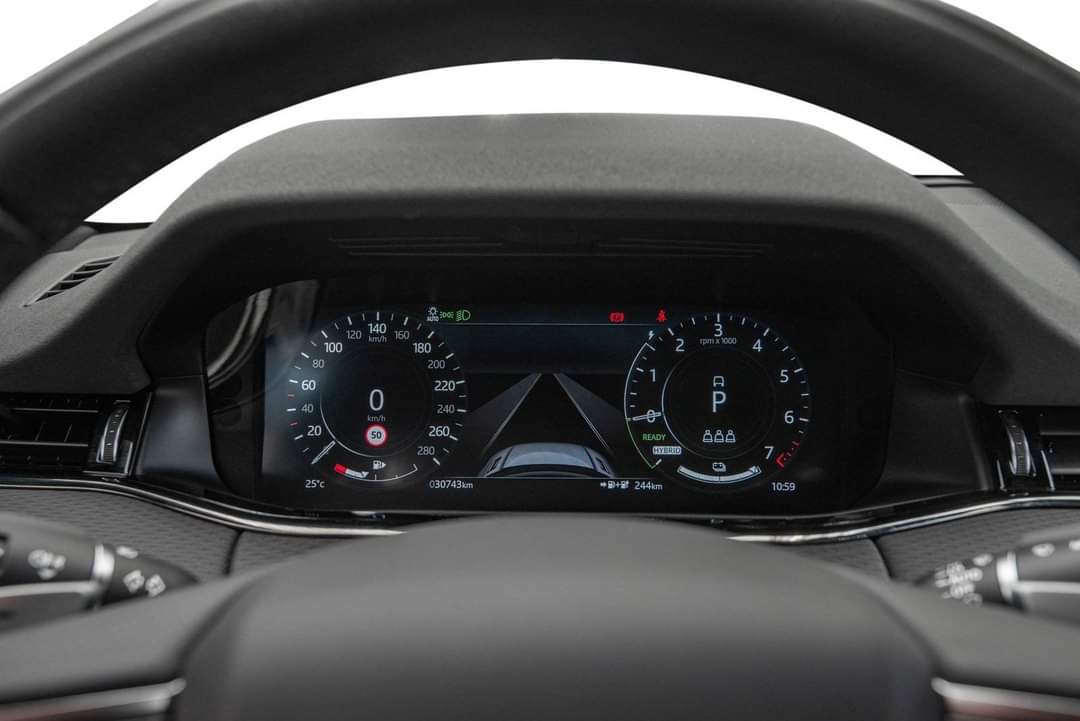 Range Rover Evoque – Image 9