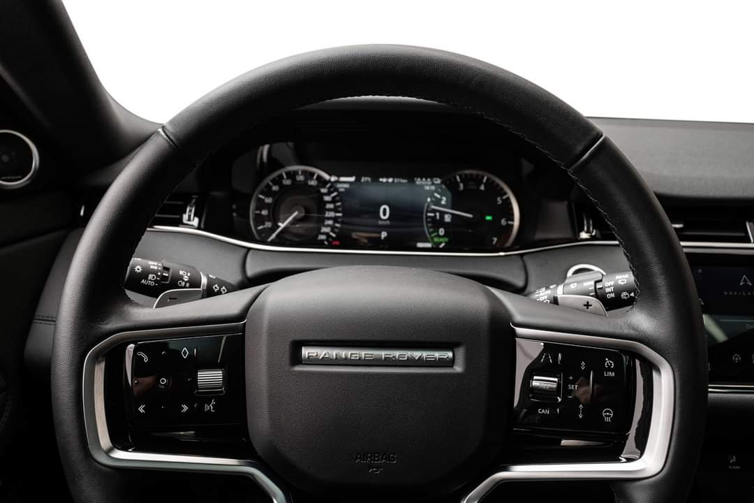 Range Rover Evoque – Image 12