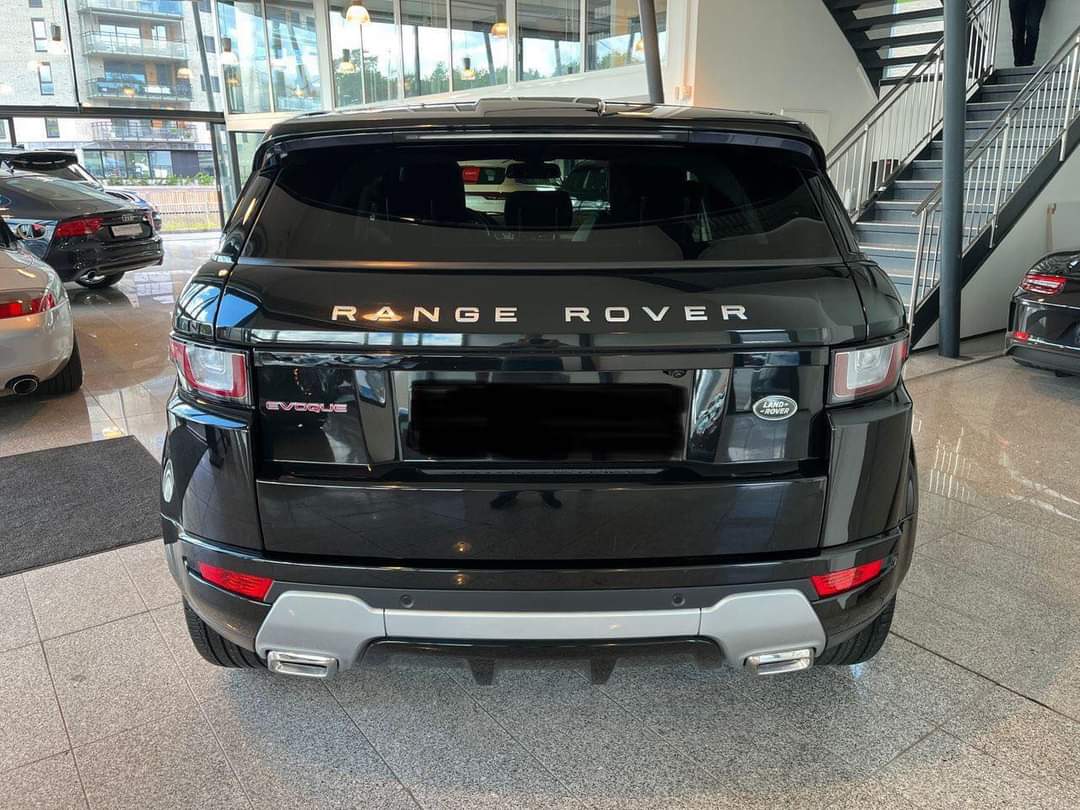 Range Rover Evoque – Image 10