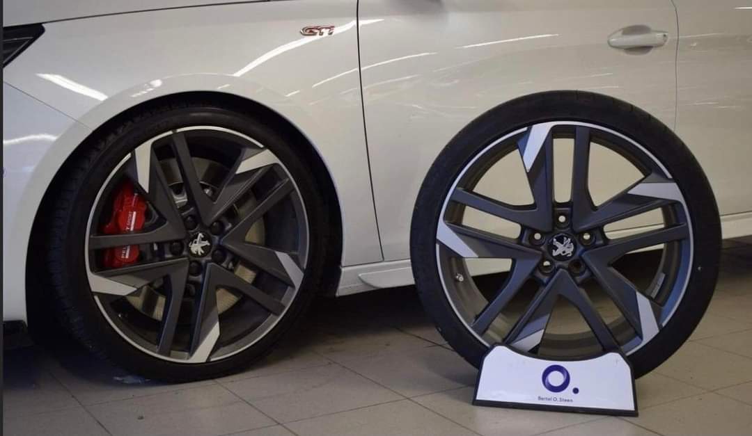 Peugeot 308 SW GTi sport – Image 9