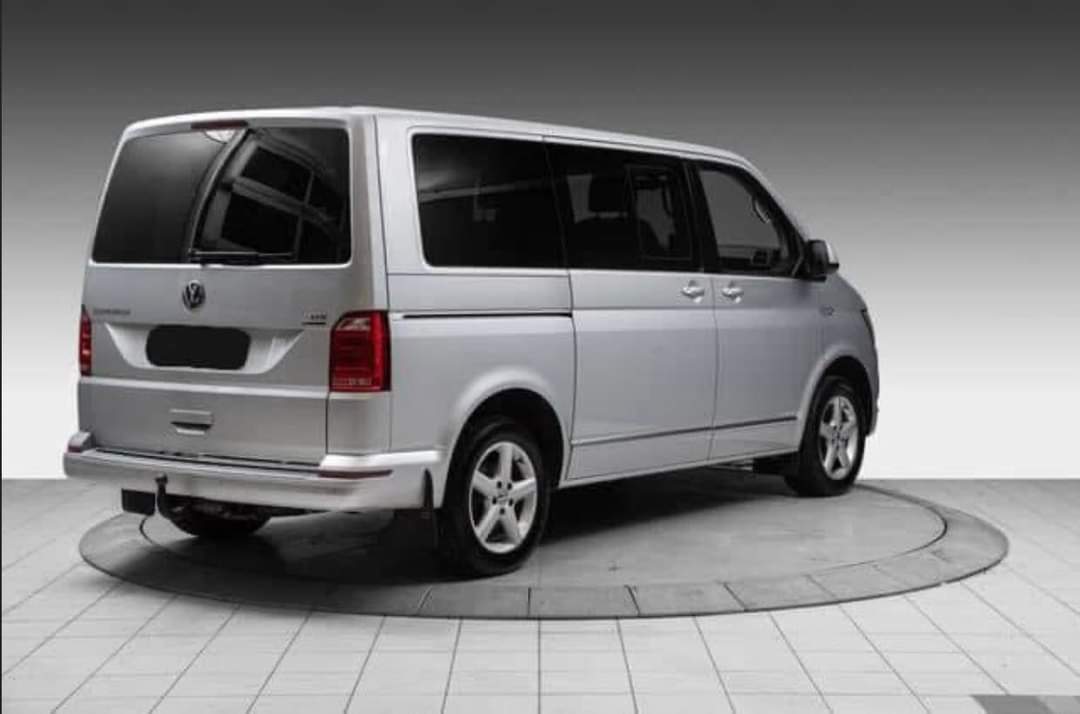 Volkswagen Caravelle – Image 8
