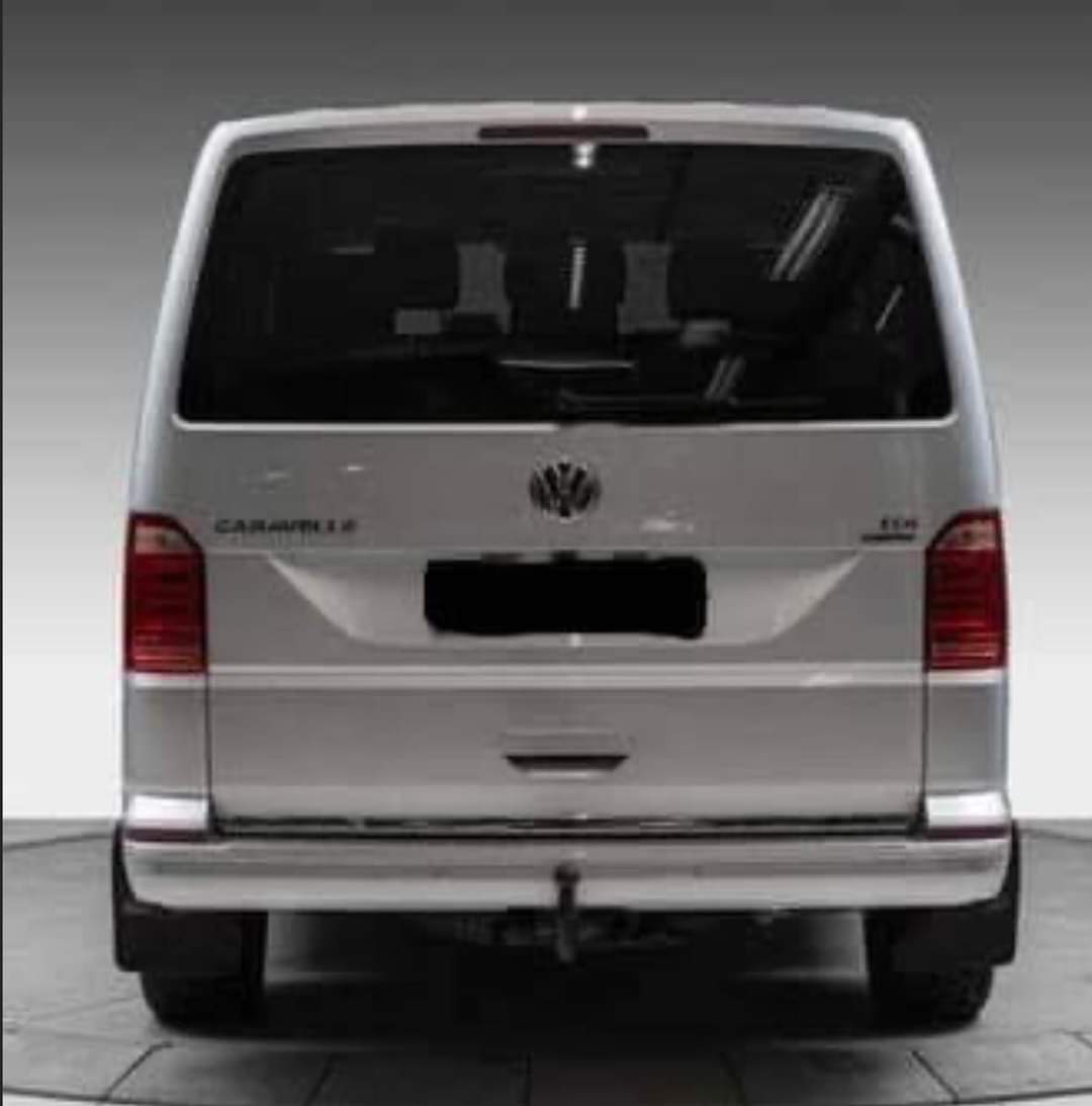 Volkswagen Caravelle – Image 9