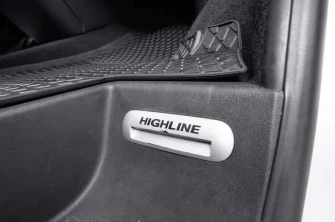 Volkswagen Caravelle – Image 14