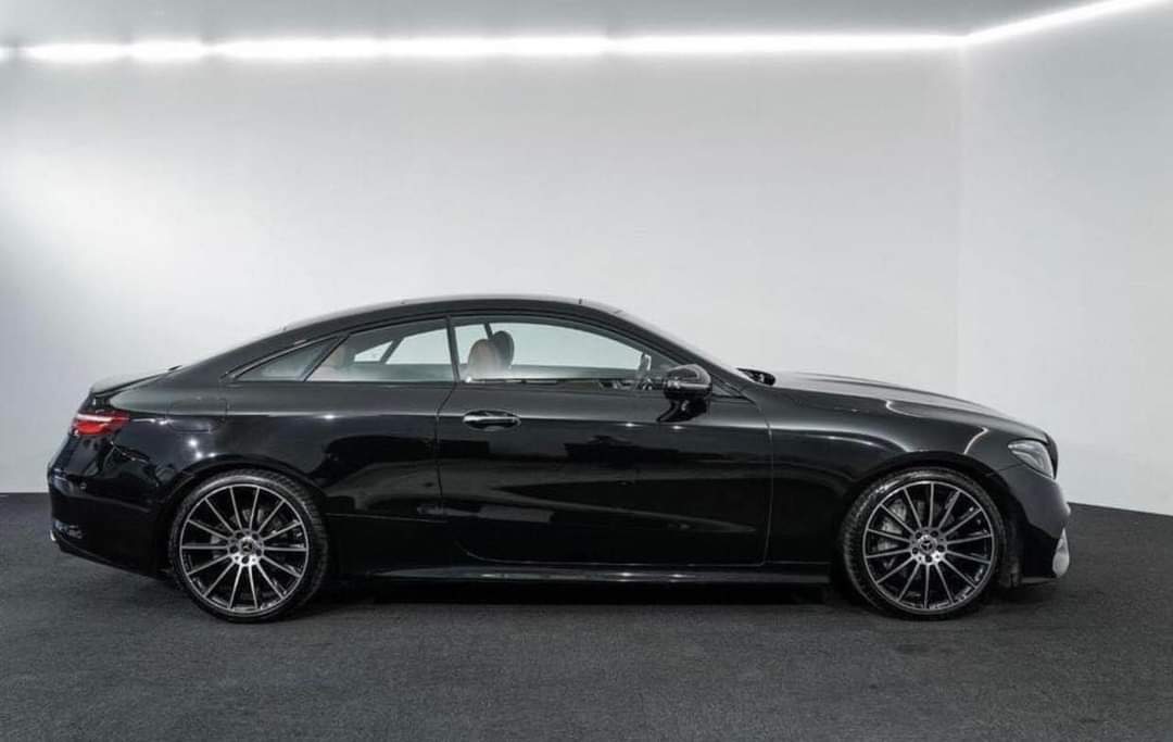 Mercedes-Benz E-Classe 200 Coupé AMG – Image 5