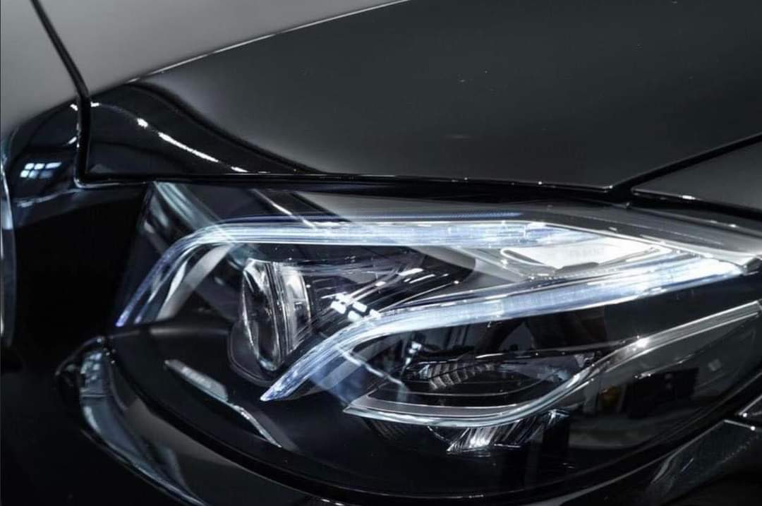 Mercedes-Benz E-Classe 200 Coupé AMG – Image 10