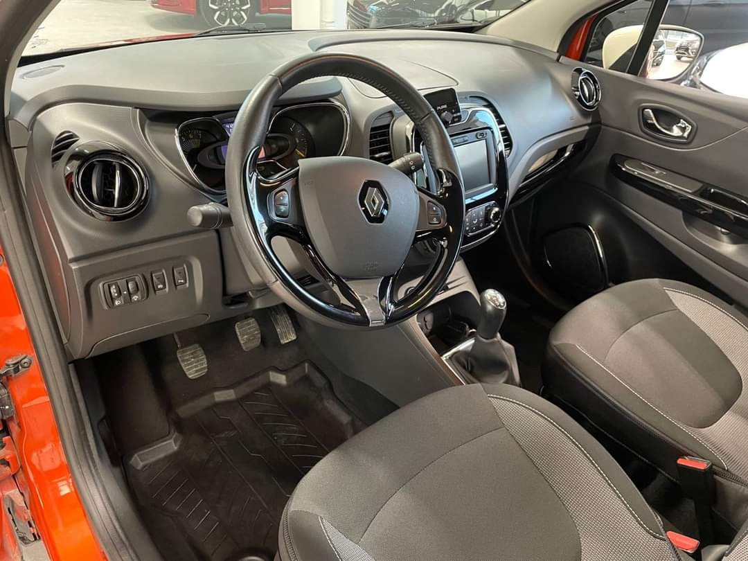 Renault Captur TCe 90 – Image 9