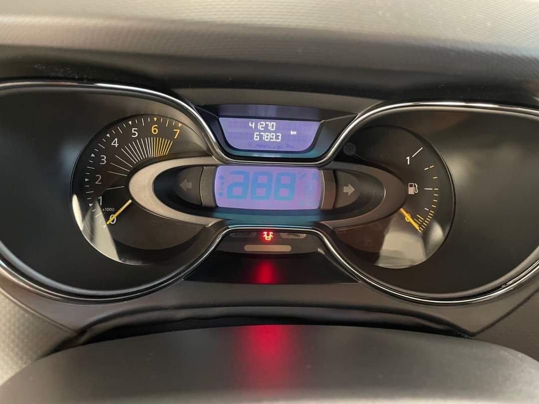 Renault Captur TCe 90 – Image 18