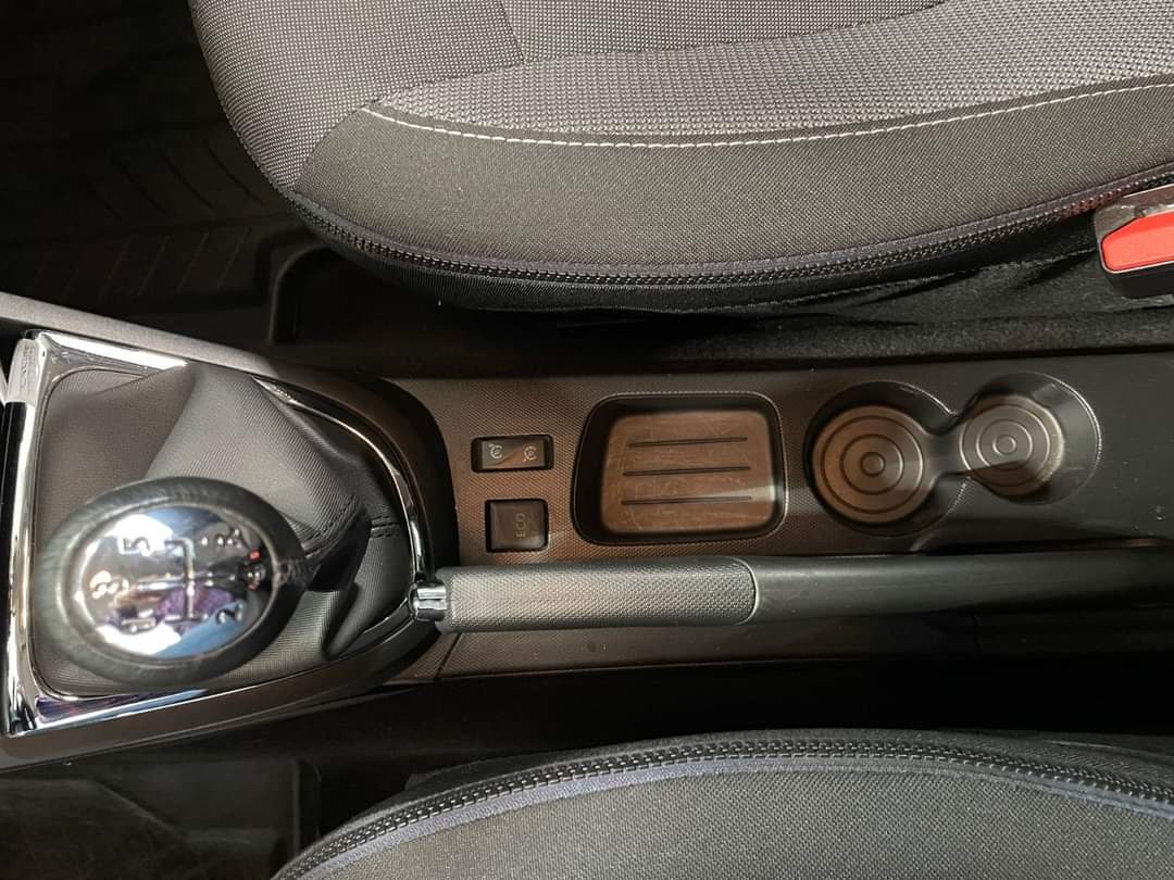 Renault Captur TCe 90 – Image 19