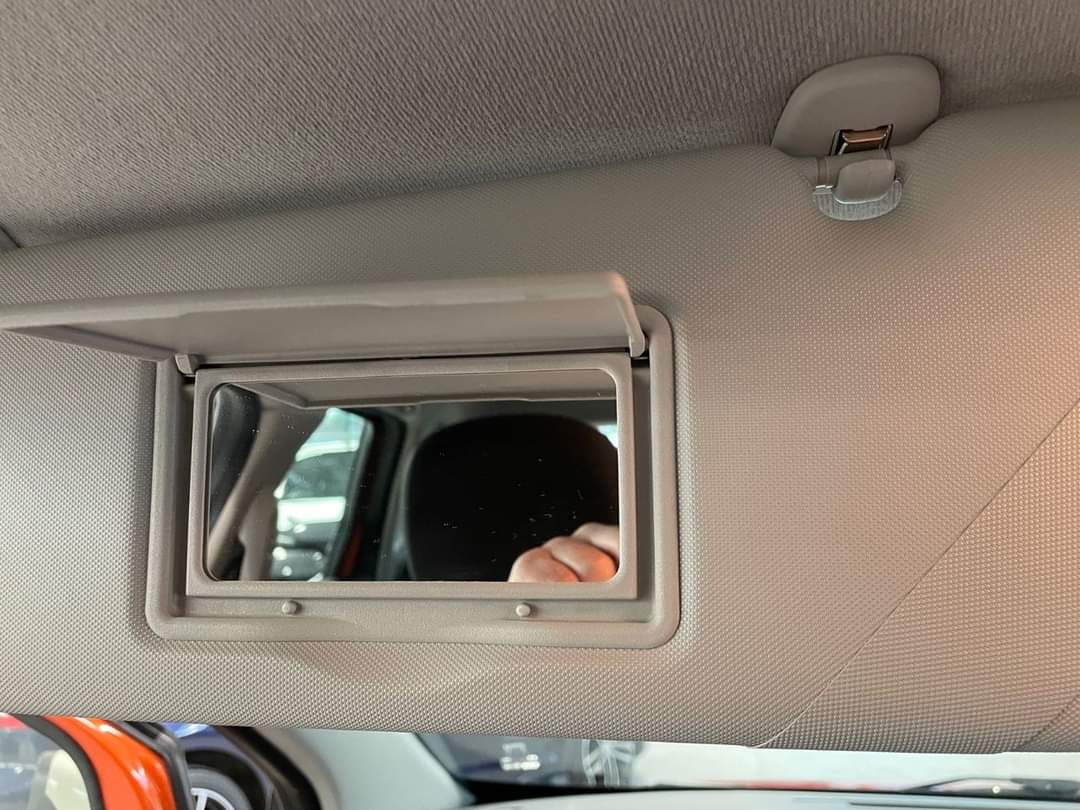 Renault Captur TCe 90 – Image 21