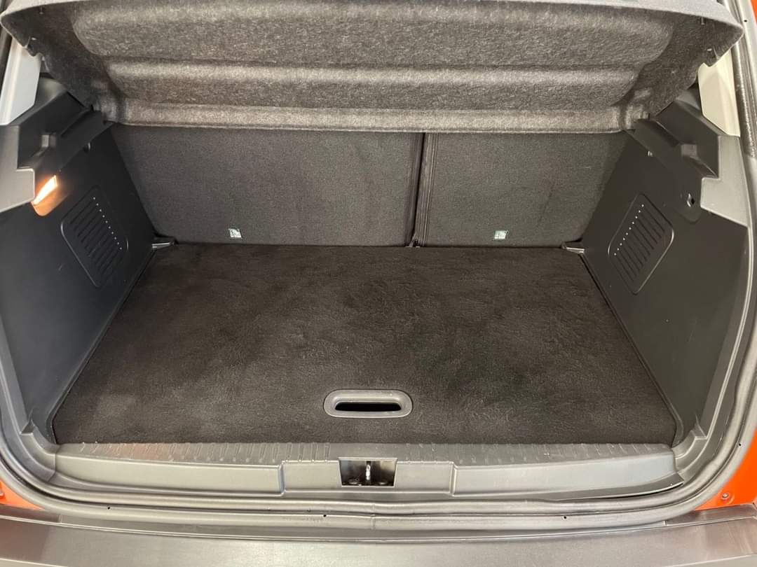 Renault Captur TCe 90 – Image 33