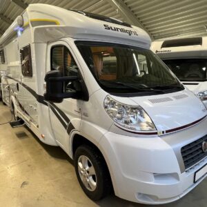 Camping-car Sunlight T67 148 ch. Distributeur automatique.