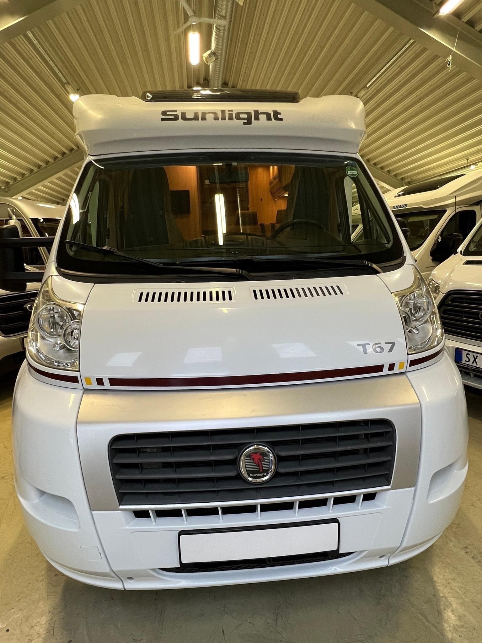 Camping-car Sunlight T67 148 ch. Distributeur automatique. – Image 2