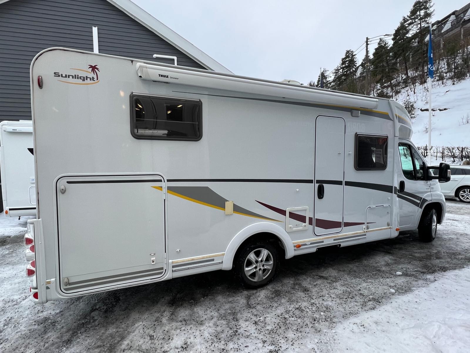 Camping-car Sunlight T67 148 ch. Distributeur automatique. – Image 6