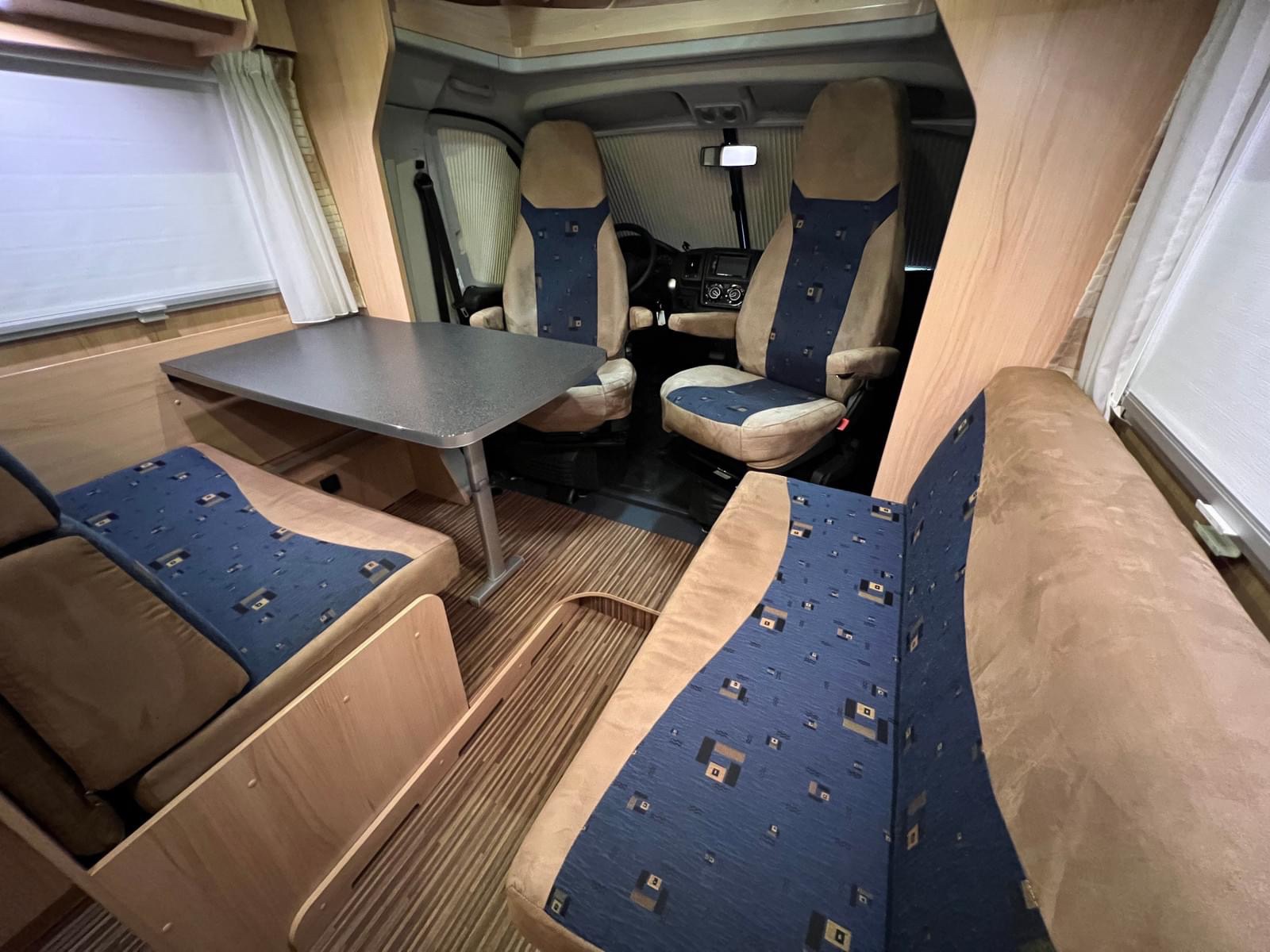 Camping-car Sunlight T67 148 ch. Distributeur automatique. – Image 14