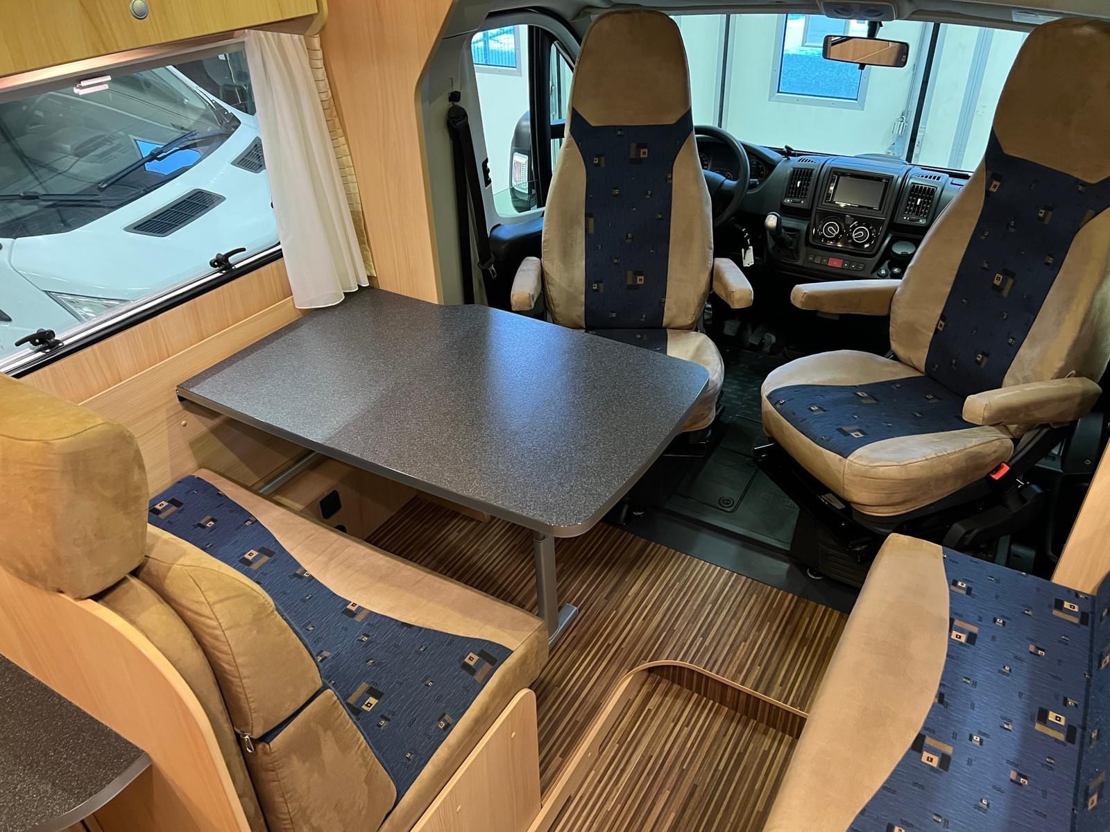 Camping-car Sunlight T67 148 ch. Distributeur automatique. – Image 15