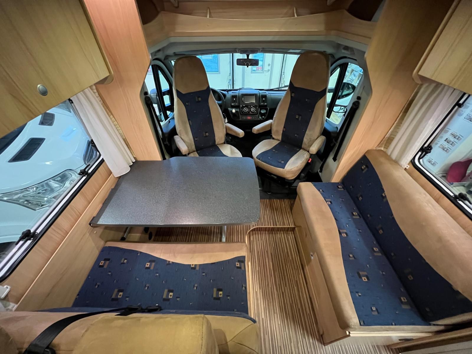 Camping-car Sunlight T67 148 ch. Distributeur automatique. – Image 17