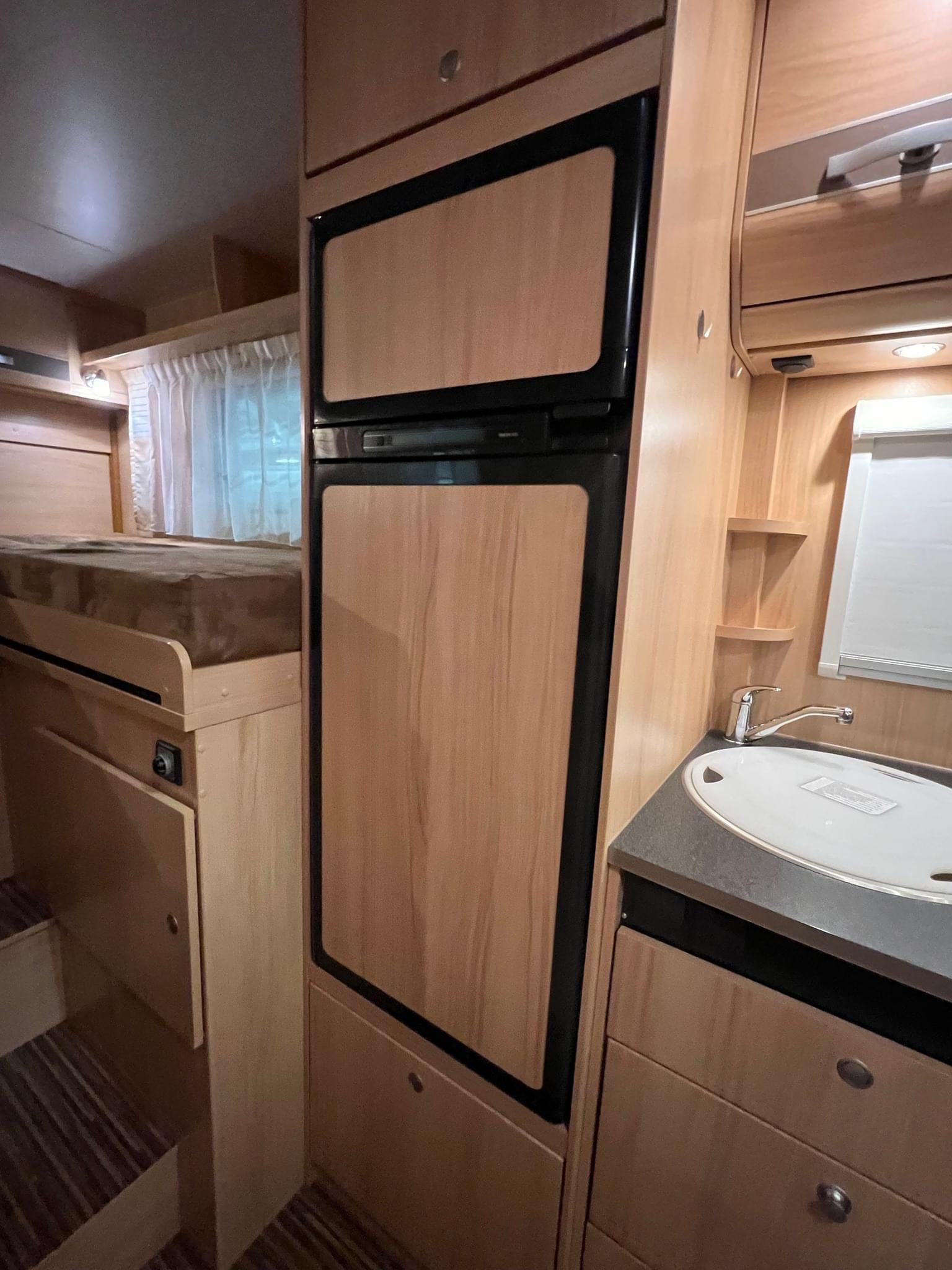 Camping-car Sunlight T67 148 ch. Distributeur automatique. – Image 26