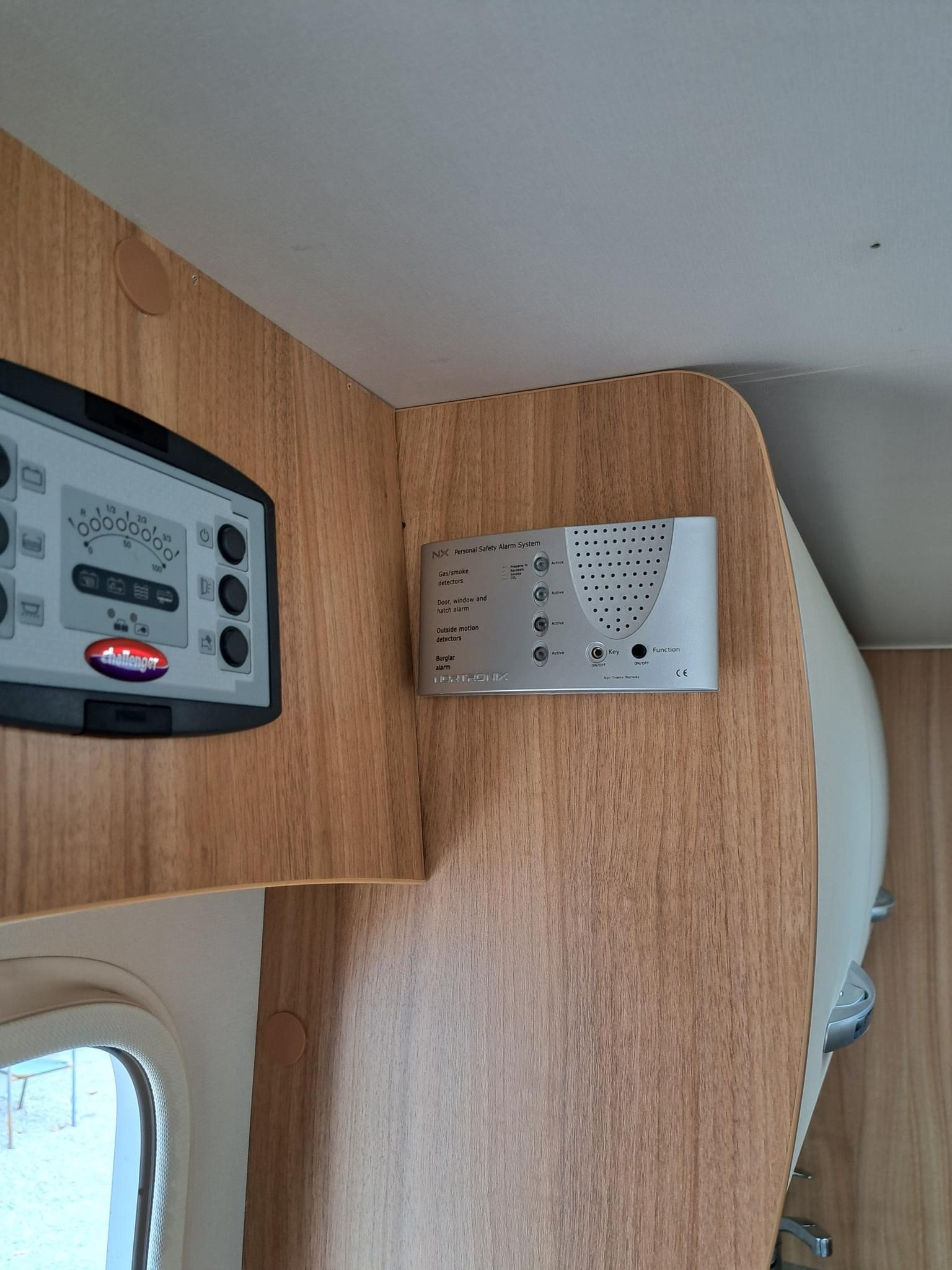 Camping-car Challenger Genesis 68 – Image 17