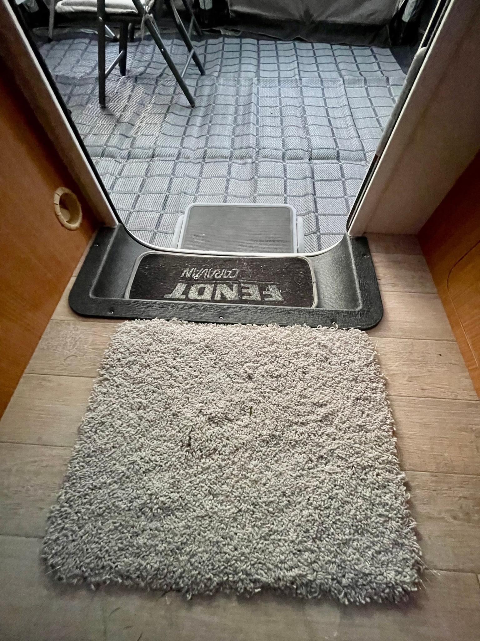 Caravane Fendt Saphir 650 SKM Année 2014 – Image 18