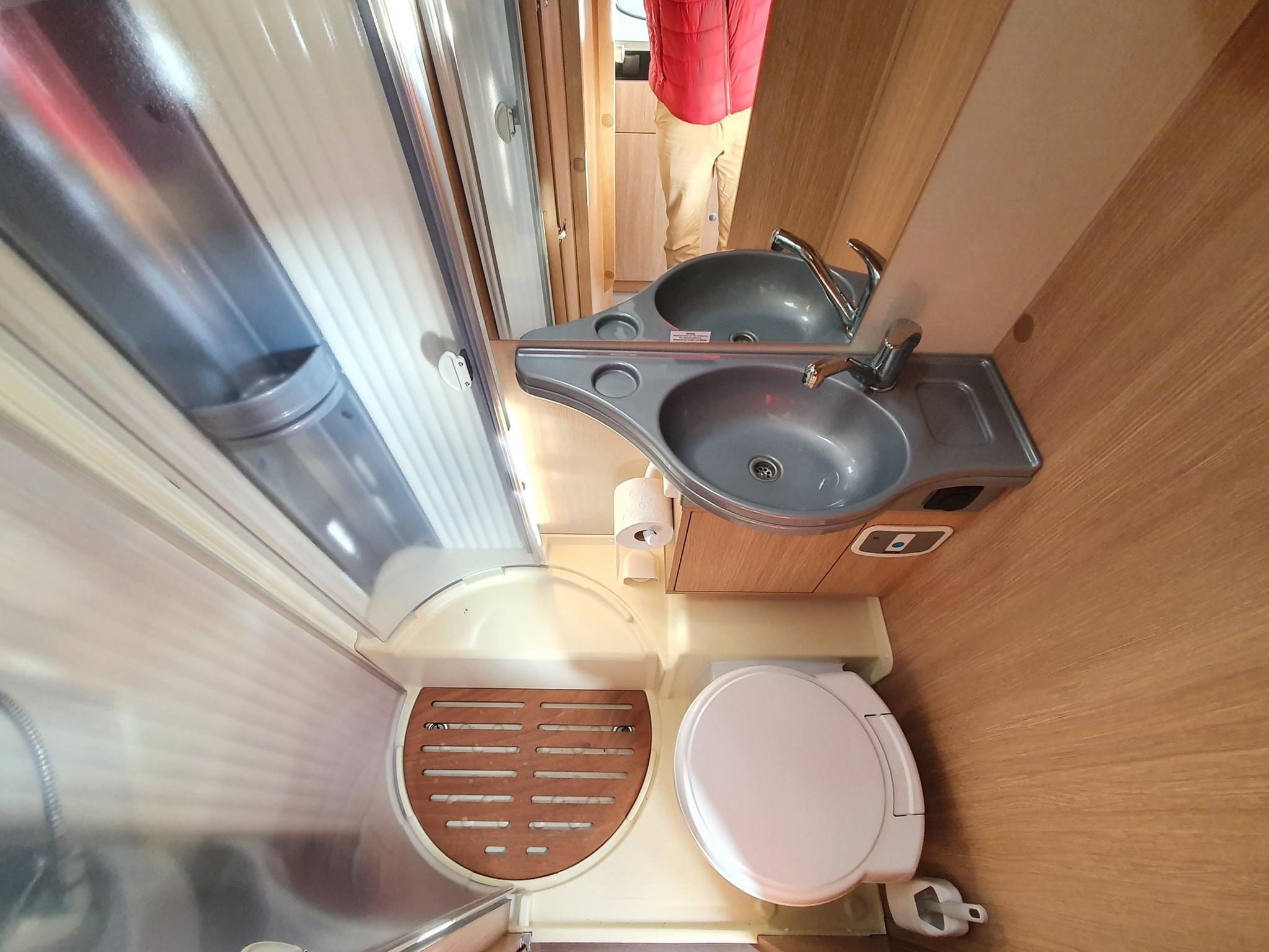 ORANGECAMP - Fiat Ducato Capron (camping-car) – Image 12