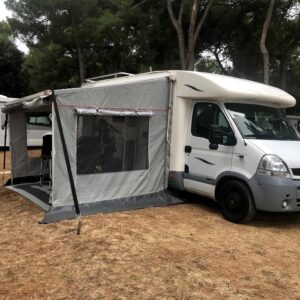RENAULT MASTER 3.0 DCI 136 ch (semi-intégré)