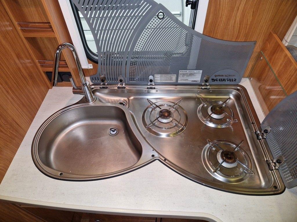 Dethleffs Magic Edition T 7151 QUEENBED – Image 23