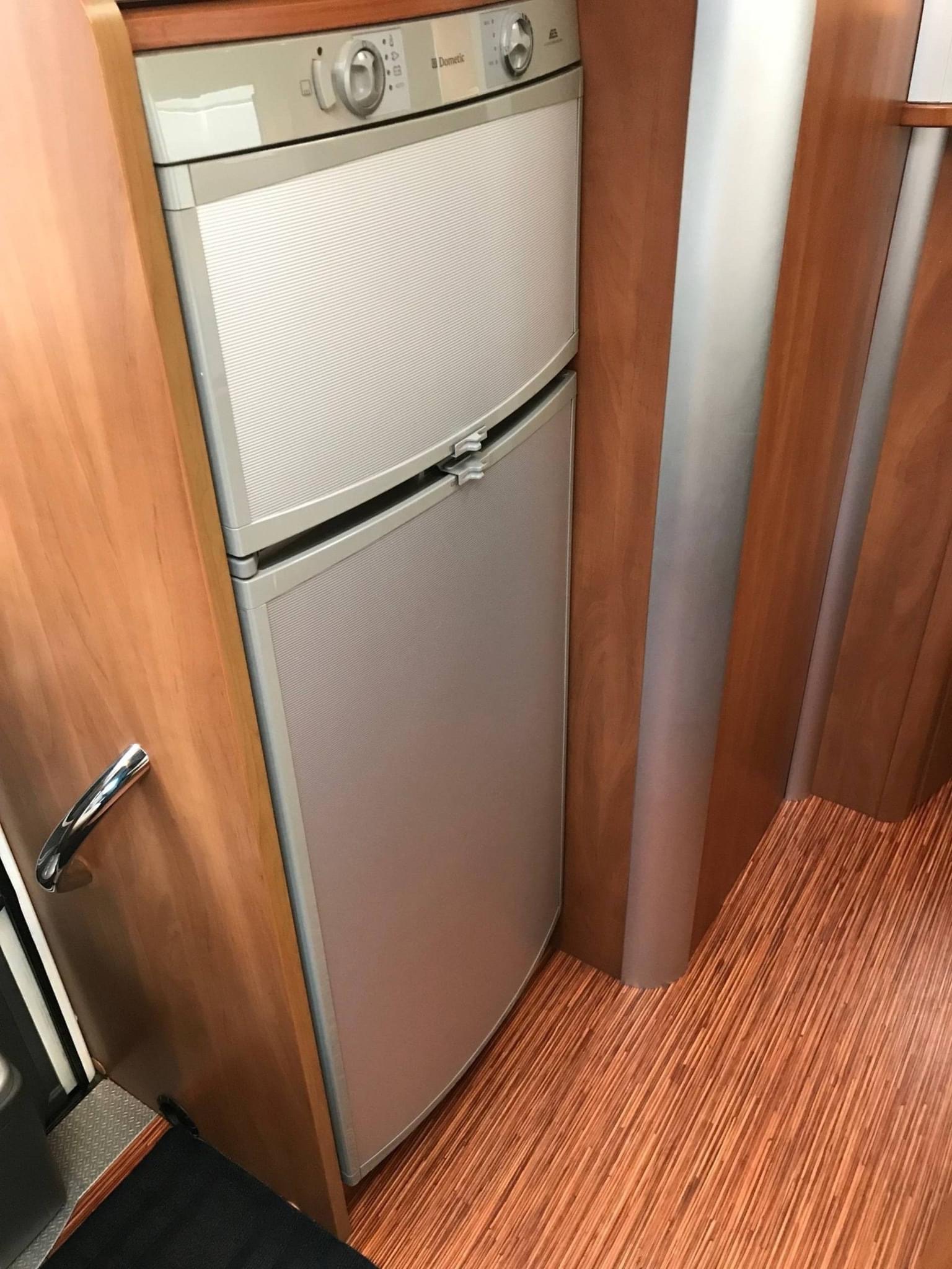 Laika Rexosline Motorhome 720 – Image 15