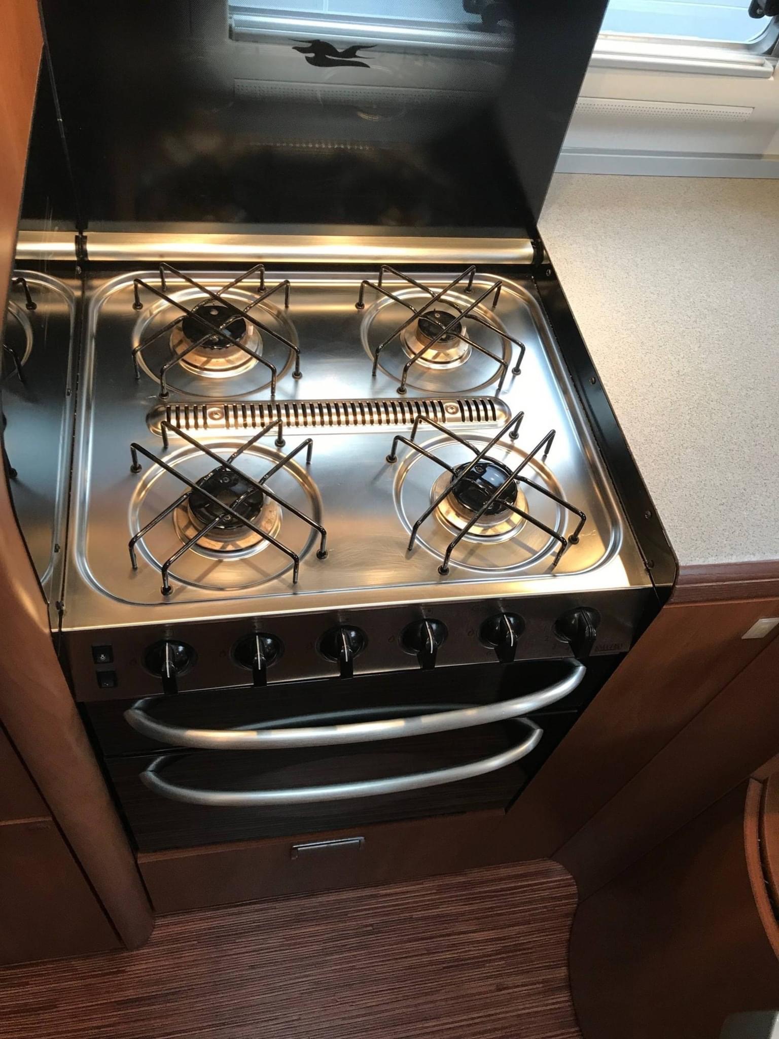 Laika Rexosline Motorhome 720 – Image 20