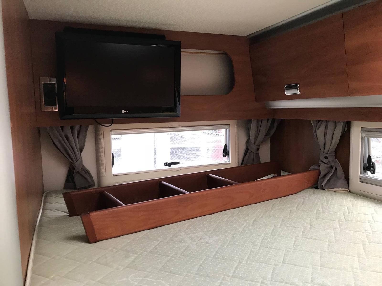 Laika Rexosline Motorhome 720 – Image 33