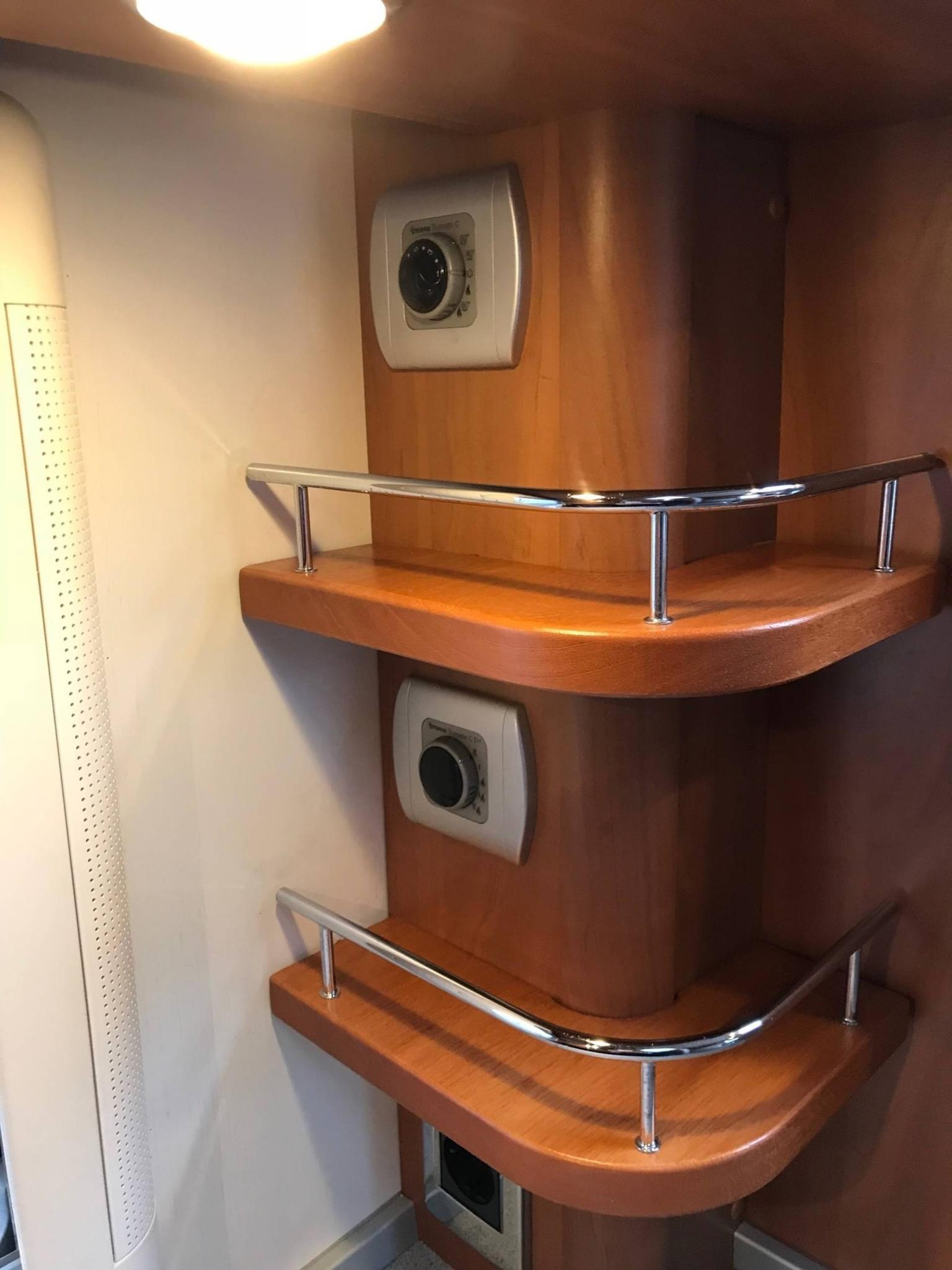 Laika Rexosline Motorhome 720 – Image 35