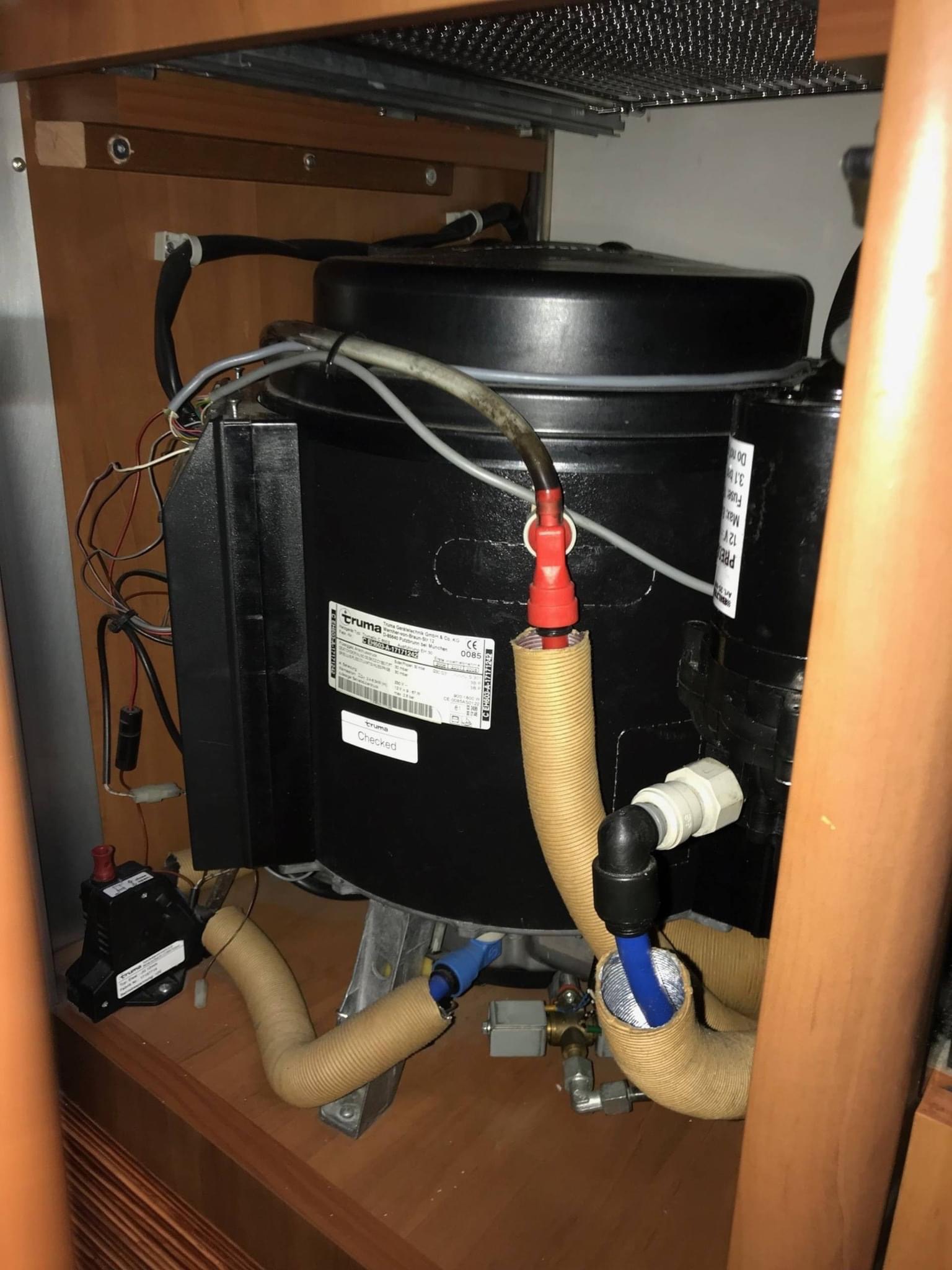 Laika Rexosline Motorhome 720 – Image 37