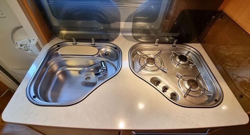 LMC Fiat Ducato 130ch, semi-intégré Liberty TI 612 (semi-intégré) – Image 14