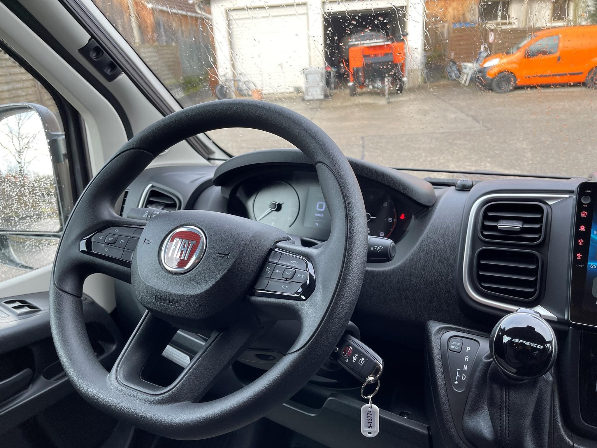 MALIBU DIVERSITY 600 DBK Compact VAN LIMITED-BLACK-EDITION (fourgon Van) – Image 14