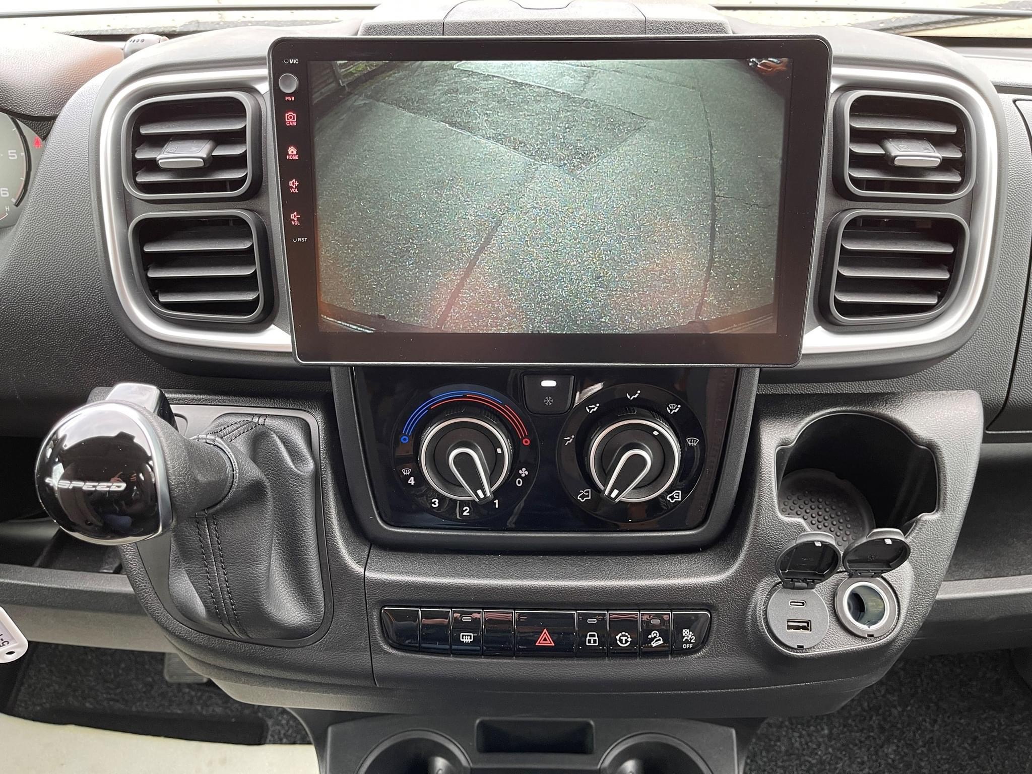 MALIBU DIVERSITY 600 DBK Compact VAN LIMITED-BLACK-EDITION (fourgon Van) – Image 16