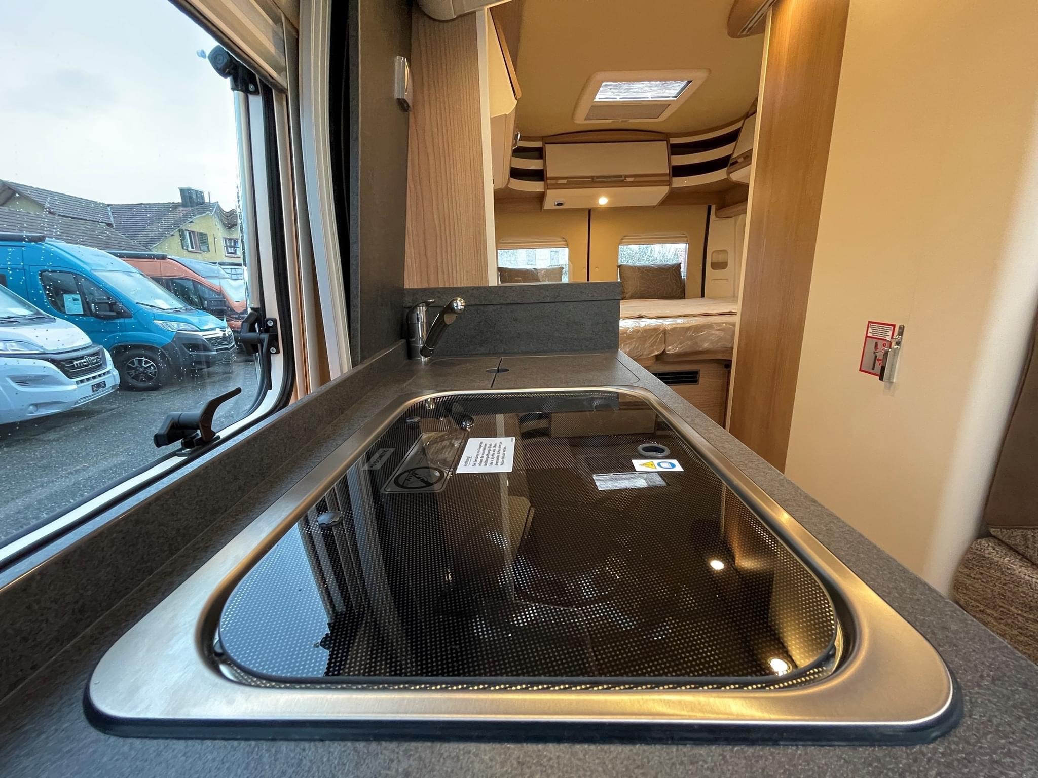 MALIBU DIVERSITY 600 DBK Compact VAN LIMITED-BLACK-EDITION (fourgon Van) – Image 22