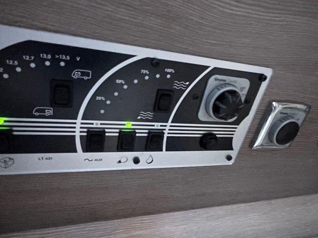 Pilote I069XLC (camping-car) – Image 18