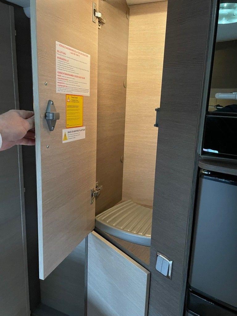 Pilote I069XLC (camping-car) – Image 33