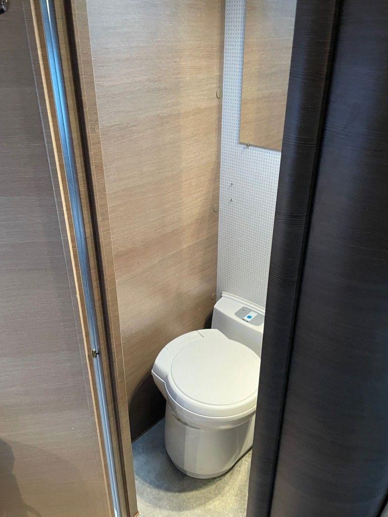 Pilote I069XLC (camping-car) – Image 35