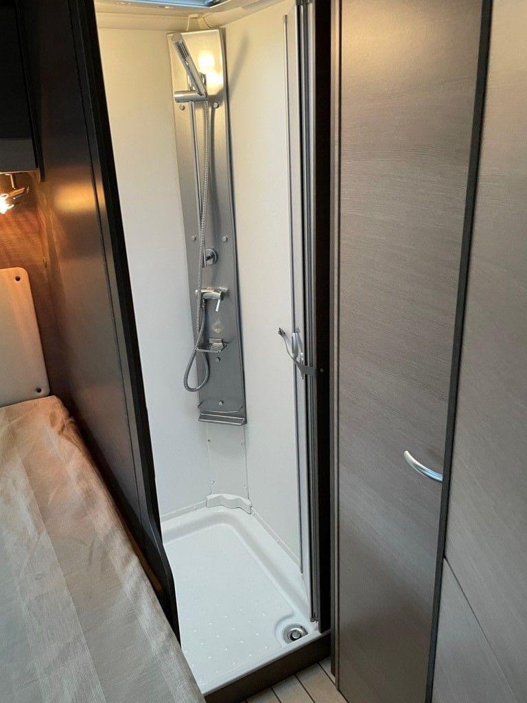 Pilote I069XLC (camping-car) – Image 39