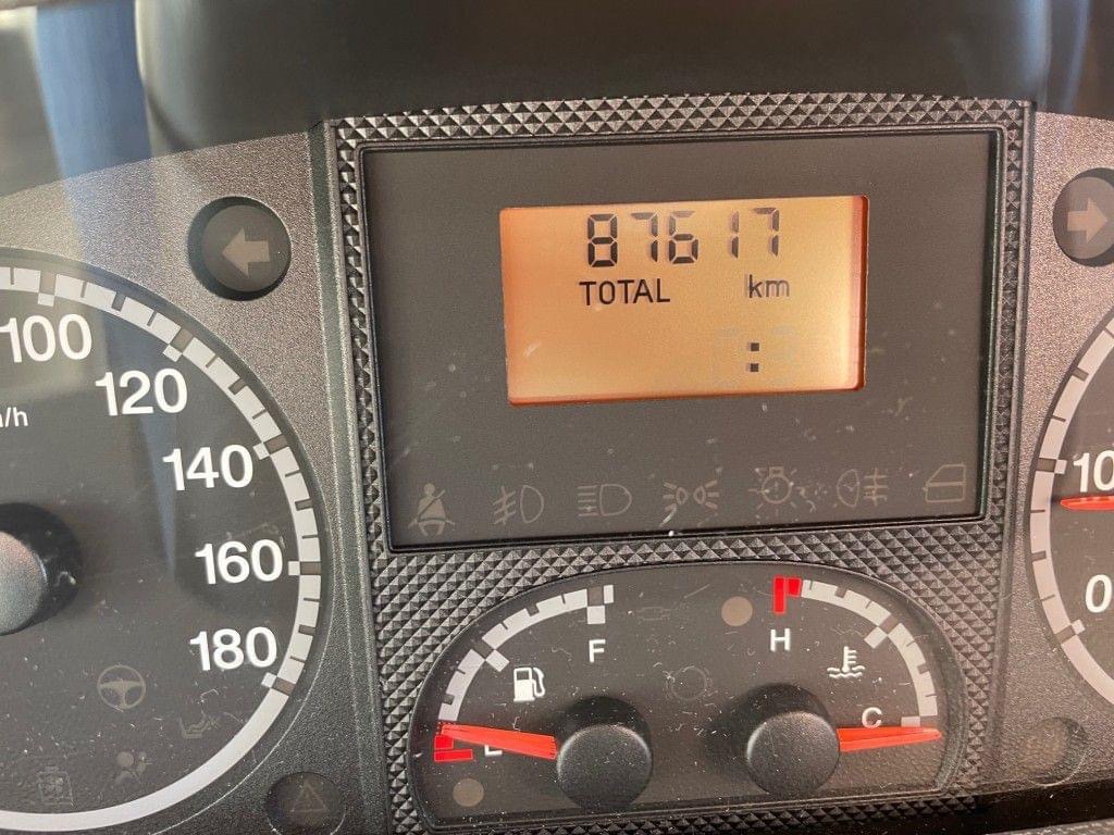 Hymer B 654 SL (camping-car) – Image 6