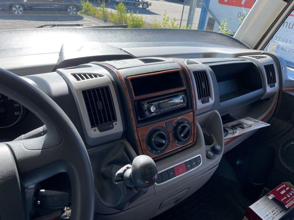 Hymer B 654 SL (camping-car) – Image 7